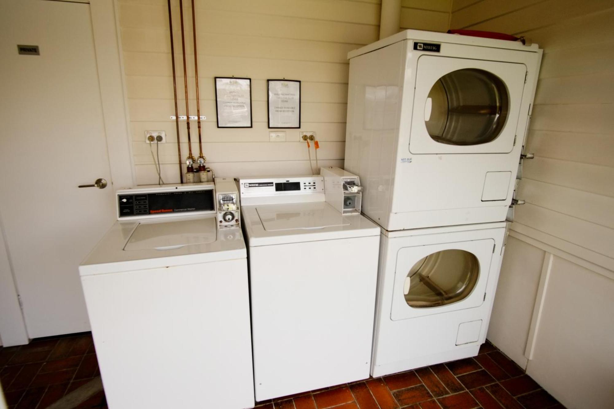 Canberra Ave Villas クイーンビアン エクステリア 写真