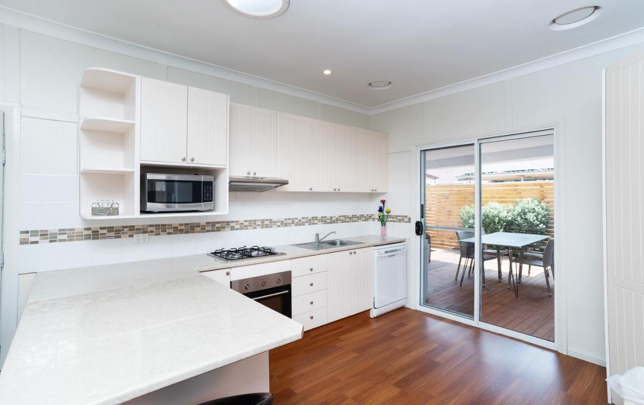 Canberra Ave Villas クイーンビアン エクステリア 写真
