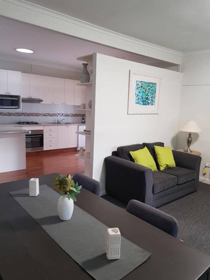 Canberra Ave Villas クイーンビアン エクステリア 写真
